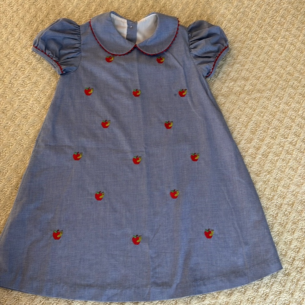 Anavini apple dress size 6. EUC.